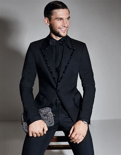 dolce and gabbana men's clothes